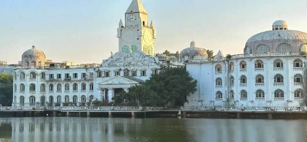 حديقة بحيرة ليوهوا في قوانجوا